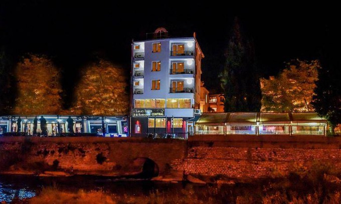 Lyaskovo Hotel | 62 m² Hotel ∙ 6 guests
