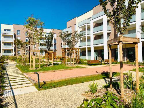 Charnay-les-Macon Apartment | 63 m² Serviced apartment ∙ 2 bedrooms ∙ 3 guests