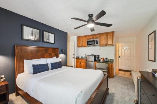 Englewood Apartment | 6380 B6-1364 Byte-Sized Studio in Boston Commons
