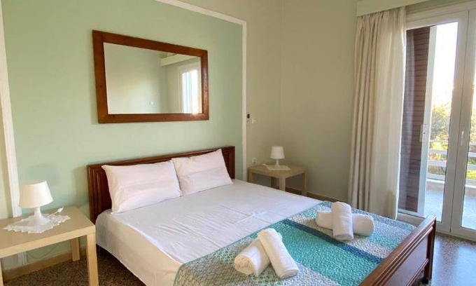 Loutra Oraias Elenis Apartment | 65 m² Apartment ∙ 2 bedrooms ∙ 4 guests