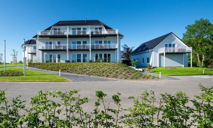 Krautsand Apartment | 65 m² Apartment ∙ 2 bedrooms ∙ 6 guests