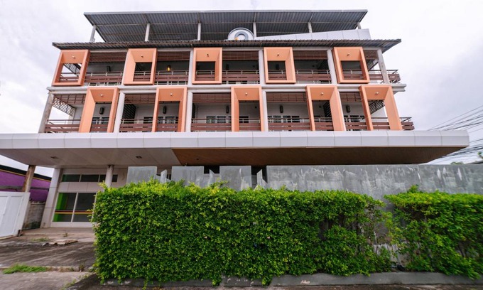 Wichit Hotel | 65 m² Hotel ∙ 3 guests