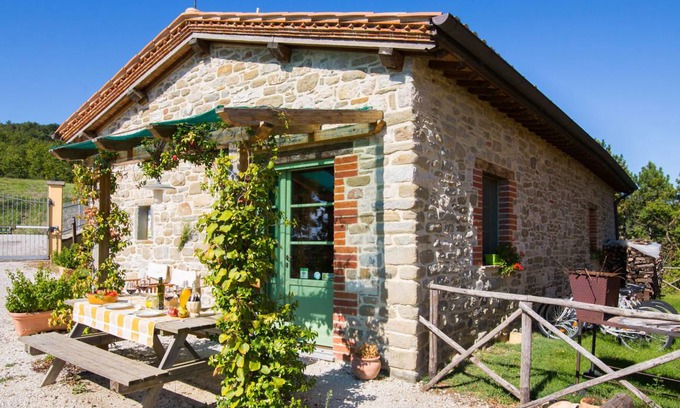Valfabbrica House | 65 m² House ∙ 2 bedrooms ∙ 4 guests