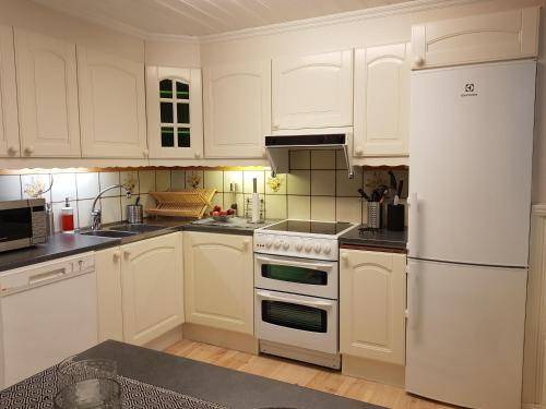 Torsby Cabin | 65 m² Lodge ∙ 3 bedrooms ∙ 6 guests