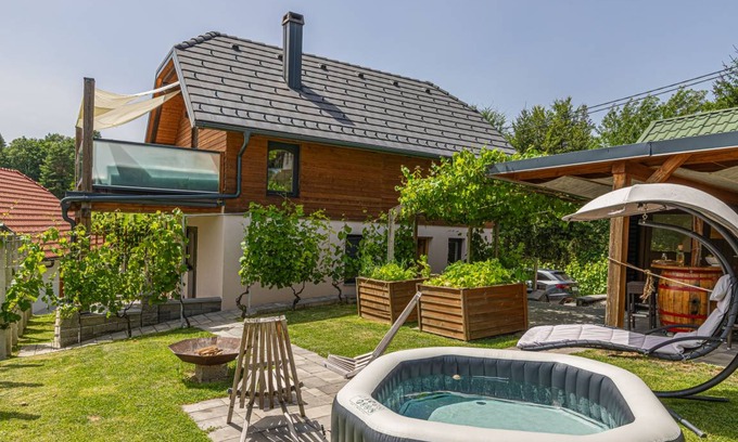 Trebnje Villa | 65 m² Villa ∙ 1 bedroom ∙ 4 guests