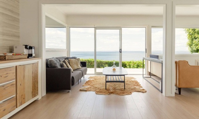 Manly House | 65 Tiri Road · Admire Luxury Sea Views Home