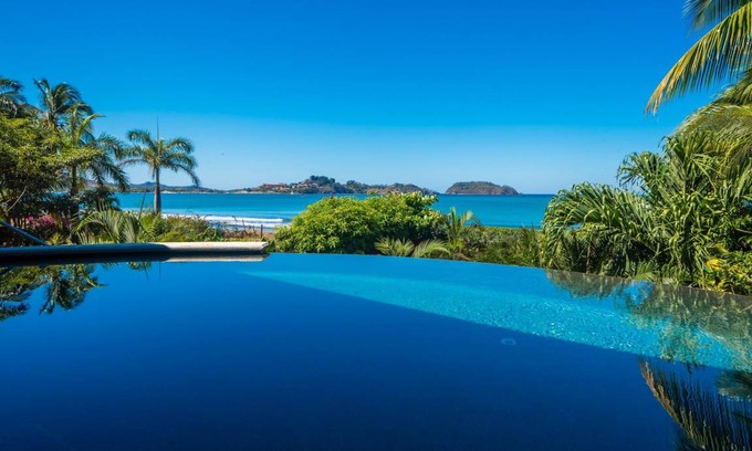 Potrero House | 650 m² House ∙ 6 bedrooms ∙ 12 guests