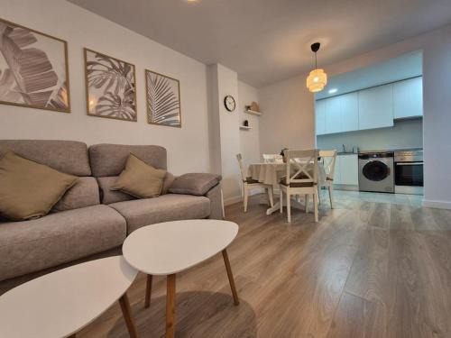 La Corredoria y Ventanielles Apartment | 650A Apartamento acogedor con garaje