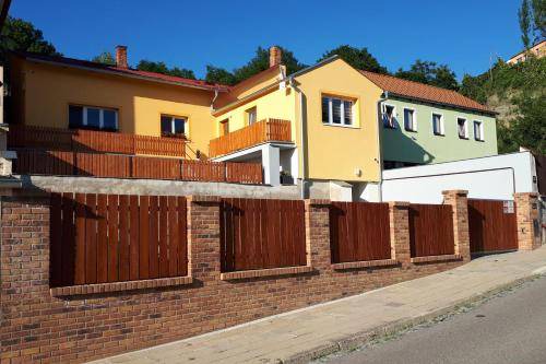 Znojmo House | 66 m² House ∙ 1 bedroom ∙ 4 guests