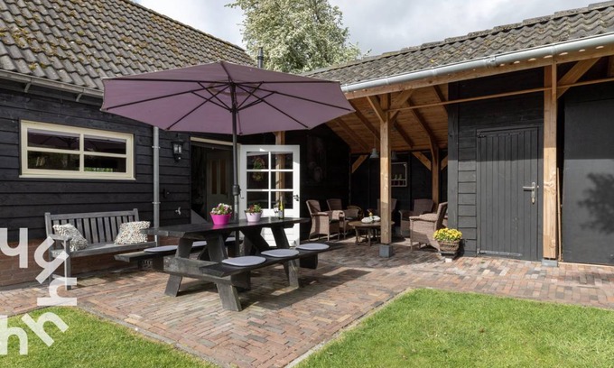 Zuideinde House | 68 m² House ∙ 3 bedrooms ∙ 6 guests