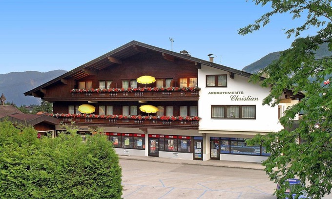 Maurach Apartment | 69 m² Apartment ∙ 2 bedrooms ∙ 5 guests