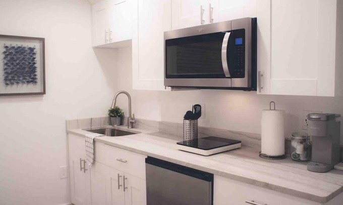 Safety Harbor House | 6AB Newly Renovated 2/2 Coastal Cottages