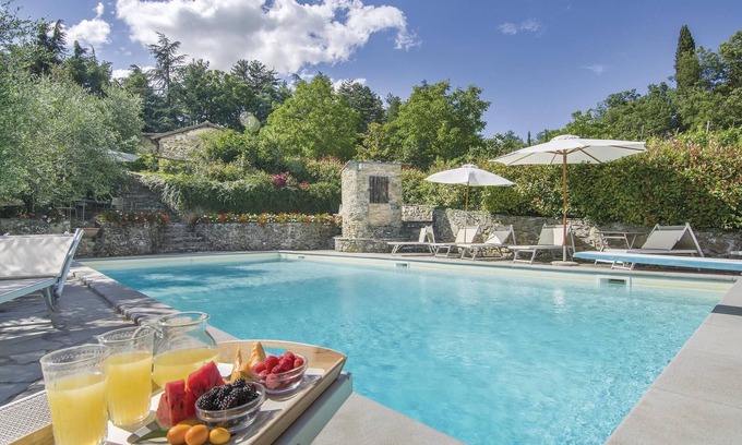 Borgo San Lorenzo House | 7 bedroom accommodation in Borgo San Lorenzo FI