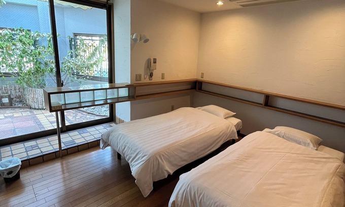 Shin-Osaka Apartment | 7 bedrooms. An inn with good access in the center of Osaka.