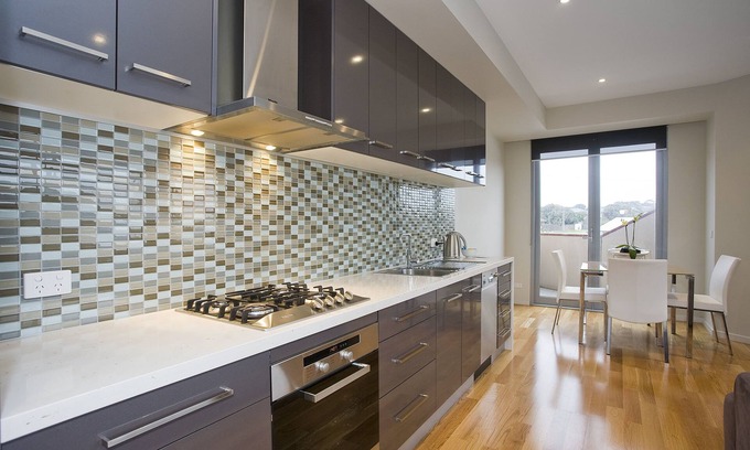 Torquay Hotel | 7 Bell Street Apartments