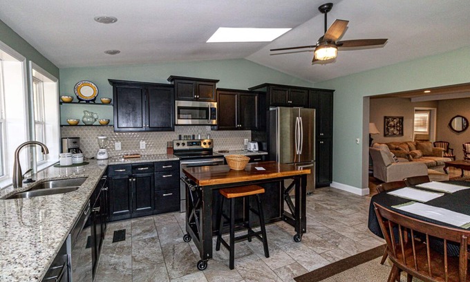 Hot Springs Village House | 7 Frontera Circle - HDTV WIFI Beautifully renovated vacation rental home in
