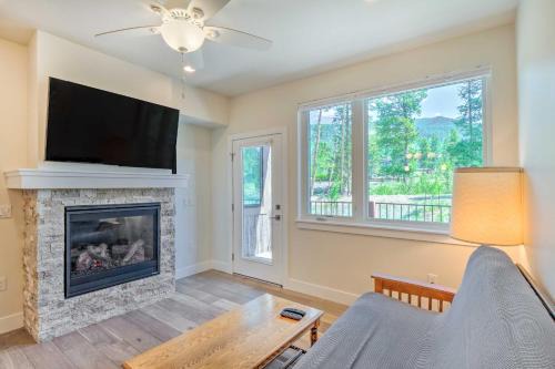 Lakeside Village Apartment | 7 Mi to Arapahoe Basin Ski Area Keystone Condo