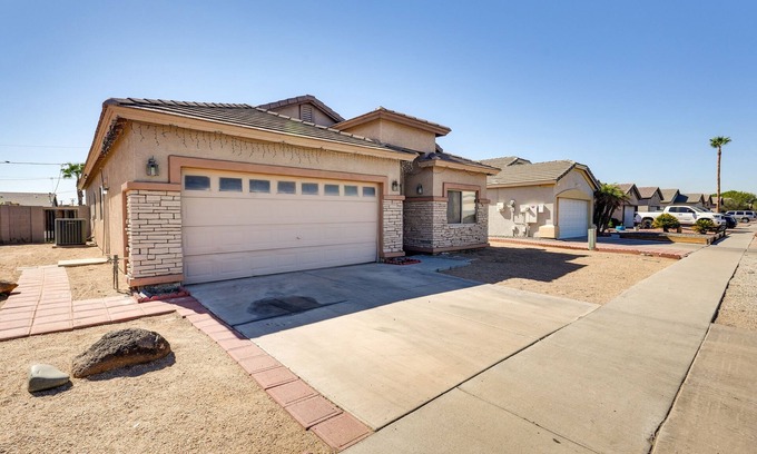 Alhambra House | 7 Mi to Chase Field: Phoenix Home w/Patio!