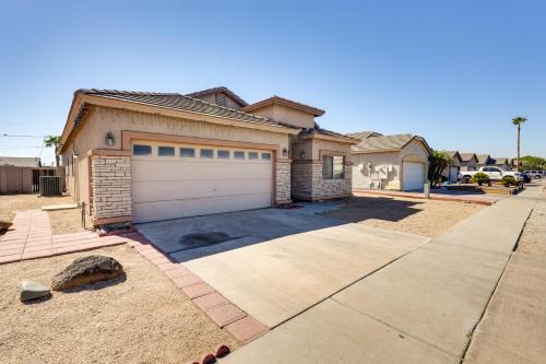Alhambra House | 7 Mi to Chase Field Phoenix Home with Patio!