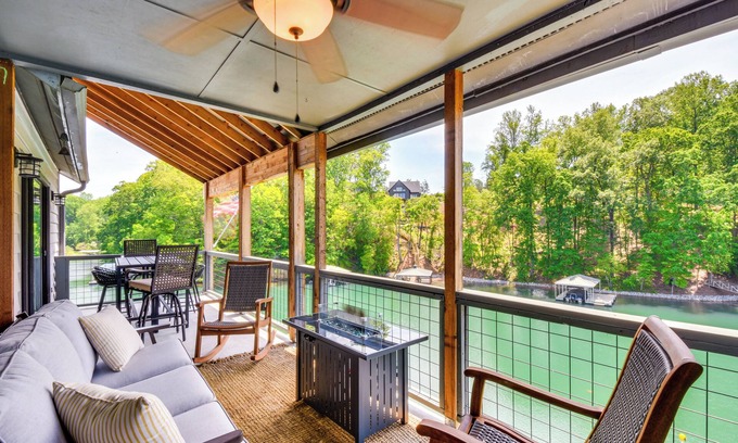 Seneca Condo | 7 Mi to Clemson Stadiums: Lake Keowee Getaway!