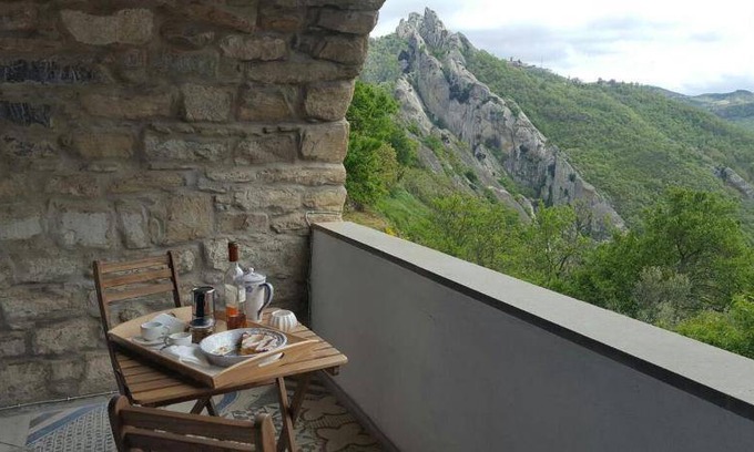 Castelmezzano Apartment | 70 m² Apartment ∙ 2 bedrooms ∙ 9 guests