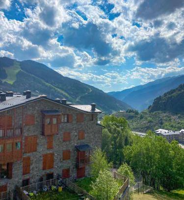 Soldeu Apartment | 70 m² Apartment ∙ 2 bedrooms ∙ 5 guests