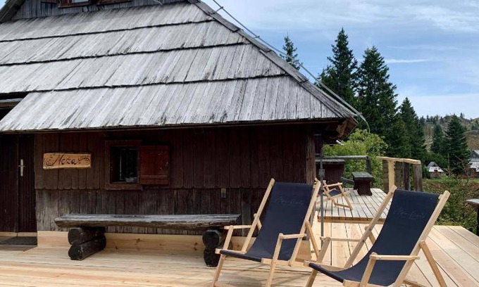 Kamnik Ski Chalet | 70 m² Chalet ∙ 3 bedrooms ∙ 14 guests