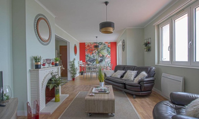 Arromanches-les-Bains Apartment | 70 m² Apartment ∙ 2 bedrooms ∙ 4 guests