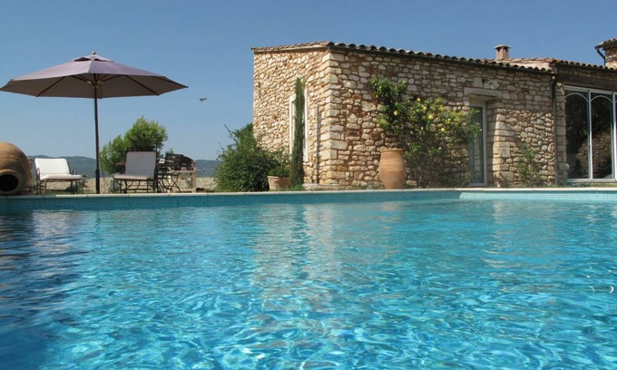 Roussillon House | 70 m² House ∙ 1 bedroom ∙ 2 guests