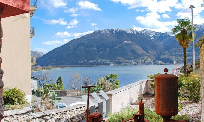 Minusio House | 70 m² House ∙ 1 bedroom ∙ 4 guests