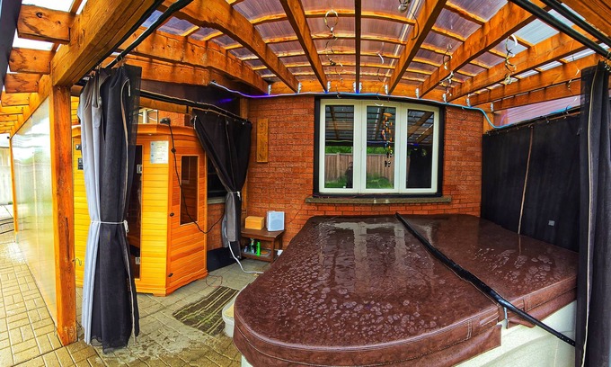 Vaughan Apartment | 70%OFF Luxurious hotTub,Sauna,2000 ft² of Private!