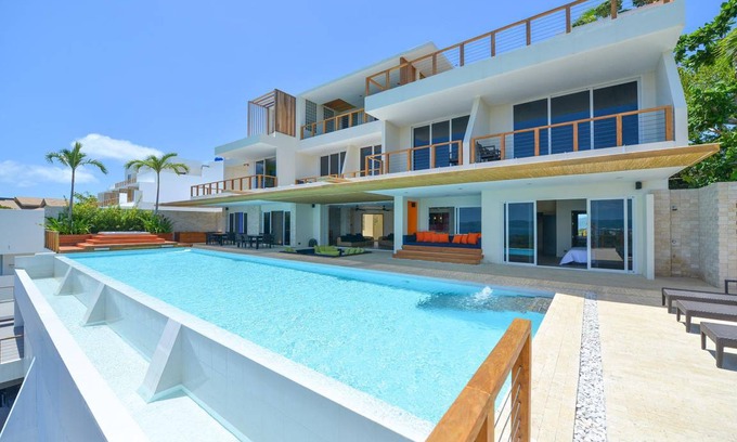 Yapak Villa | 700 m² Villa ∙ 11 bedrooms ∙ 30 guests