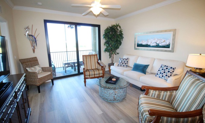 Bradenton Apartment | 7005-204 Beautiful view condo with golf