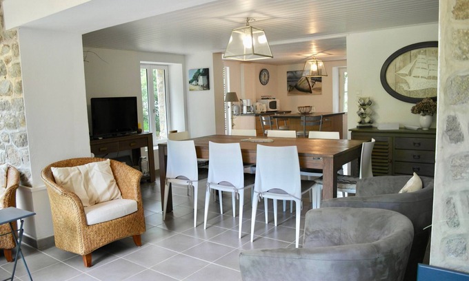 Noirmoutier-en-l'Ile Ski Chalet | 700m from Plage des Dames - House for 9