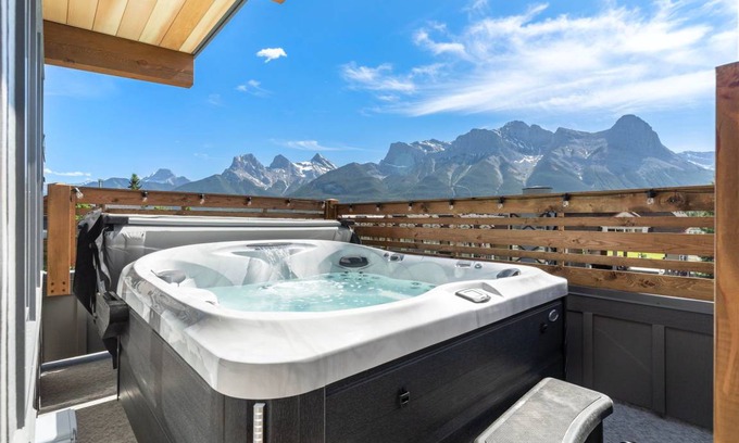 Teepee Town House | 701 m² House ∙ 5 bedrooms ∙ 15 guests
