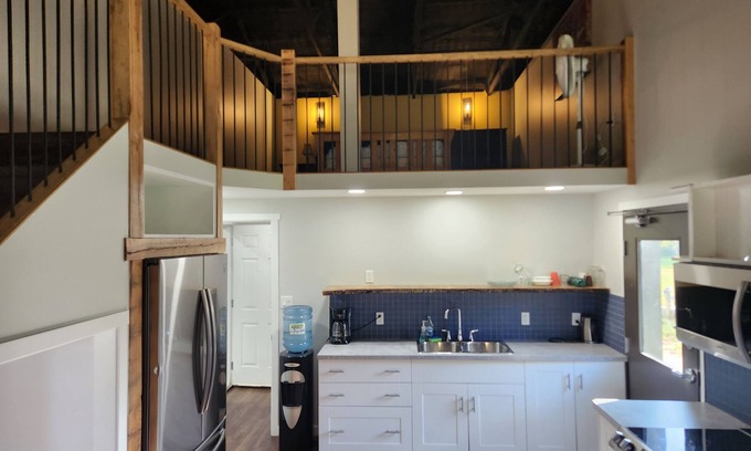 Northern Alberta Apartment | 713002A RR80. Wembley suite