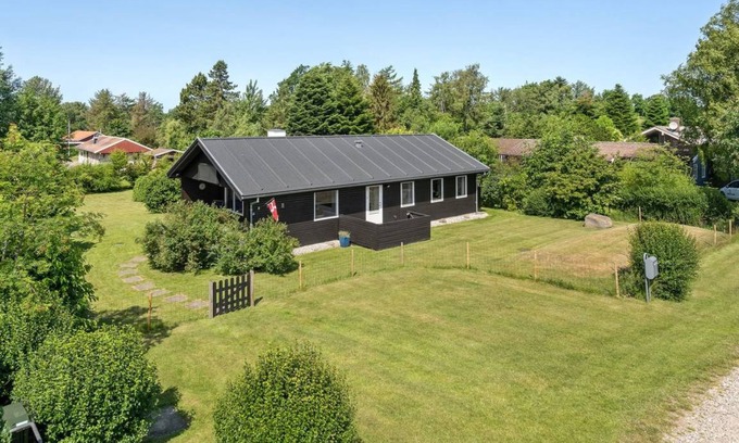 Skødshoved Strand House | 72 m² House ∙ 1 bedroom ∙ 6 guests