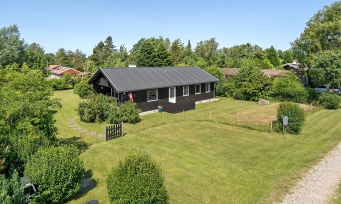 Skødshoved Strand House | 72 m² House ∙ 3 bedrooms ∙ 6 guests