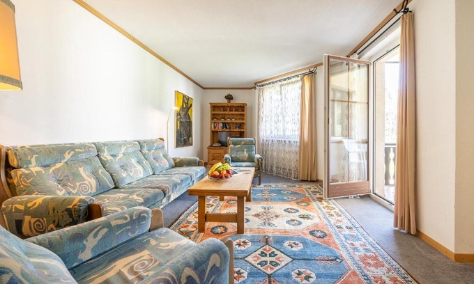 Vulpera Apartment | 7202 Zweckmaessig eingerichteten Wohnung mit gedecktem Balkon