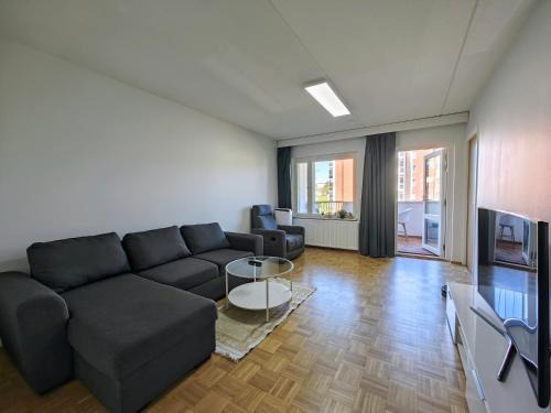 Lantinen District Apartment | 72m2 apartment with cozy balcony and relaxing sauna