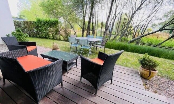 Baden Apartment | 72m² With Terrace And Garden Center Of Baden