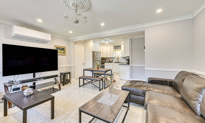 South Valley Stream House | 74 m² House ∙ 2 bedrooms ∙ 6 guests