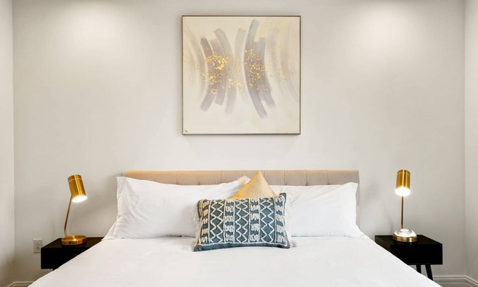 Waller Creek District Apartment | 74 m² Apartment ∙ 2 bedrooms ∙ 6 guests