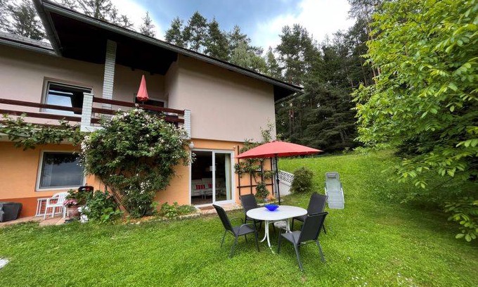 Keutschach am See Apartment | 75 m² Apartment ∙ 2 bedrooms ∙ 4 guests