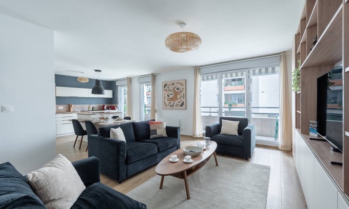 Gratte Ciel Apartment | 75 m² Apartment ∙ 2 bedrooms ∙ 4 guests