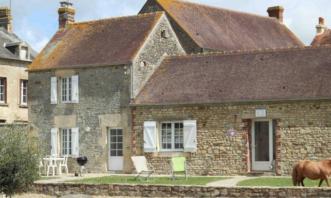 Montabard Cottage | 75 m² Cabin ∙ 2 bedrooms ∙ 5 guests