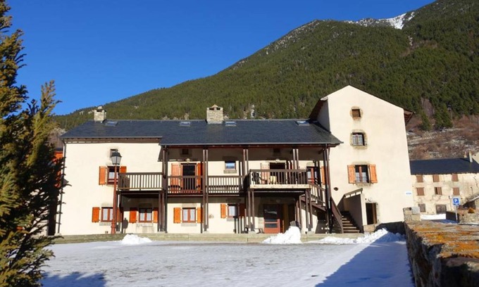 Porta House | 75 m² Gîte ∙ 2 bedrooms ∙ 4 guests