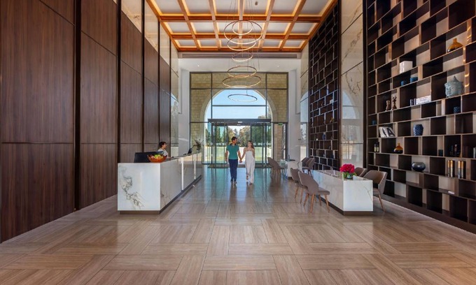 Paphos Hotel | 75 m² Hotel ∙ 2 bedrooms ∙ 127 guests