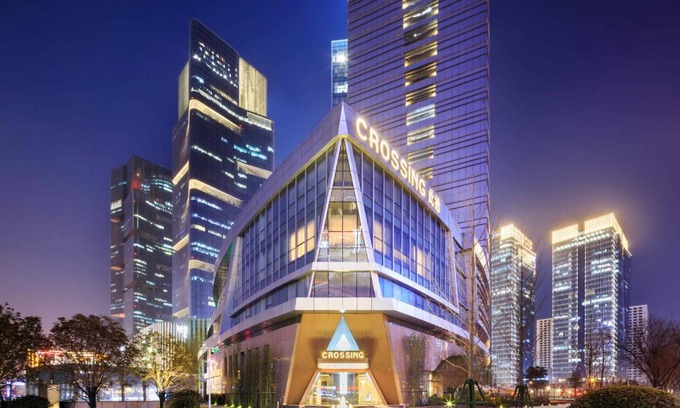 Zhengdong New Area Hotel | 75 m² Hotel ∙ 4 guests