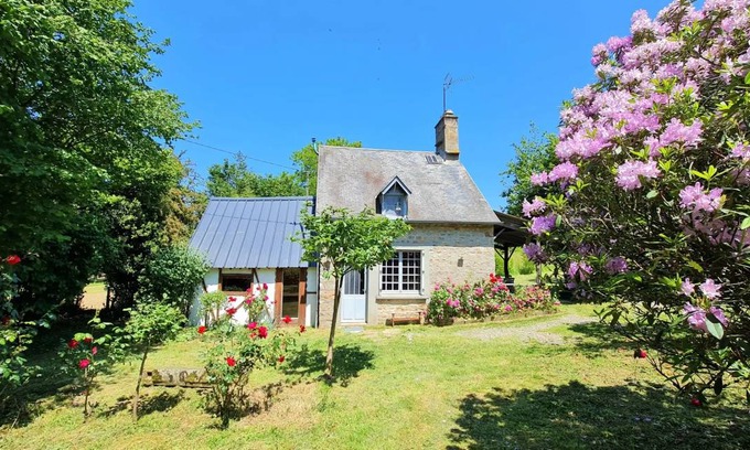 Le Mesnil-Gilbert House | 75 m² House ∙ 2 bedrooms ∙ 5 guests